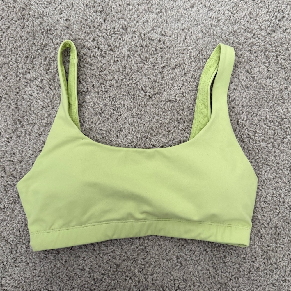 NWOT Vuori Daily Bra
